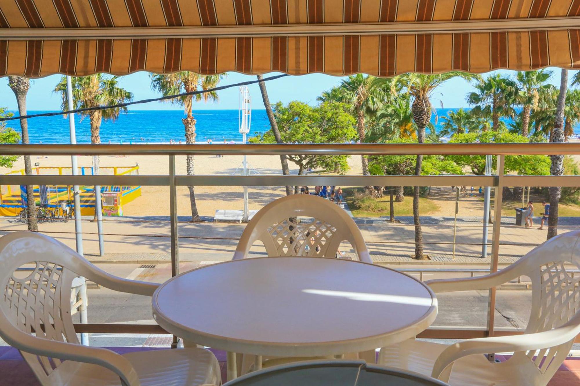 Xaloc Only Families Apartment Cambrils Exterior foto