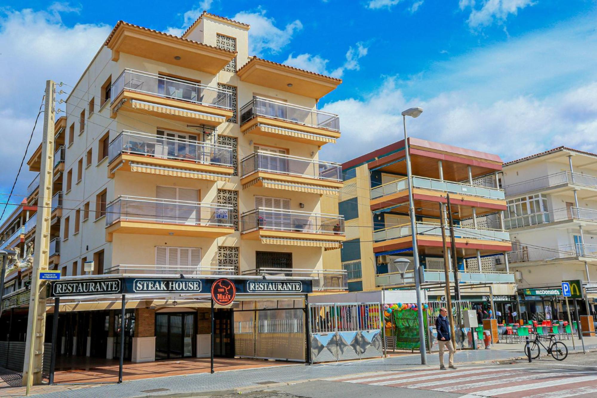Xaloc Only Families Apartment Cambrils Exterior foto